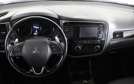 Mitsubishi Outlander III рестайлинг 3, 2015 год, 1 529 990 рублей, 11 фотография