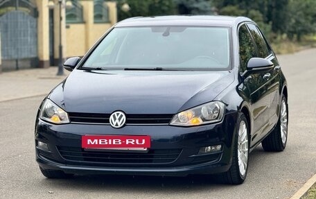 Volkswagen Golf VII, 2013 год, 949 000 рублей, 3 фотография