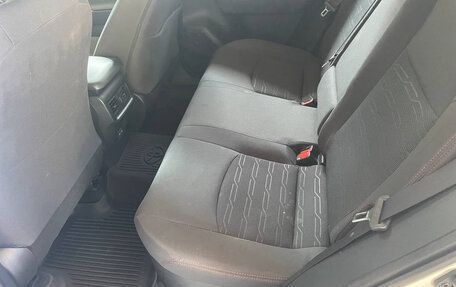 Toyota RAV4, 2023 год, 5 500 000 рублей, 4 фотография