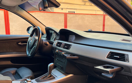 BMW 3 серия, 2007 год, 1 250 000 рублей, 14 фотография