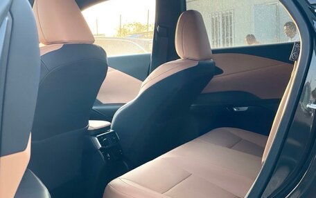 Lexus RX IV рестайлинг, 2025 год, 7 050 000 рублей, 10 фотография