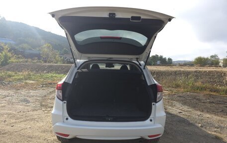 Honda Vezel, 2017 год, 1 525 000 рублей, 8 фотография