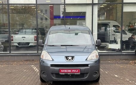 Peugeot Partner II рестайлинг 2, 2010 год, 570 000 рублей, 2 фотография