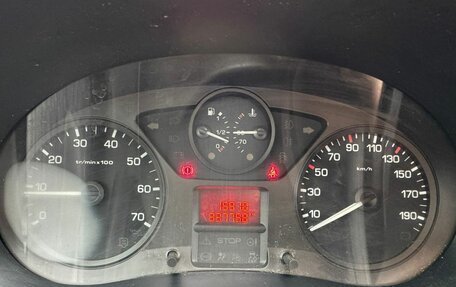 Peugeot Partner II рестайлинг 2, 2010 год, 570 000 рублей, 12 фотография