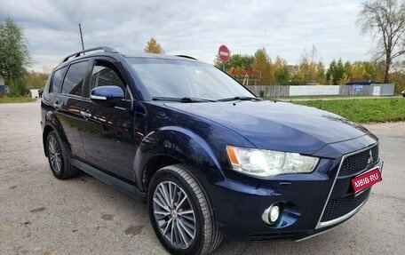 Mitsubishi Outlander III рестайлинг 3, 2011 год, 1 095 000 рублей, 1 фотография