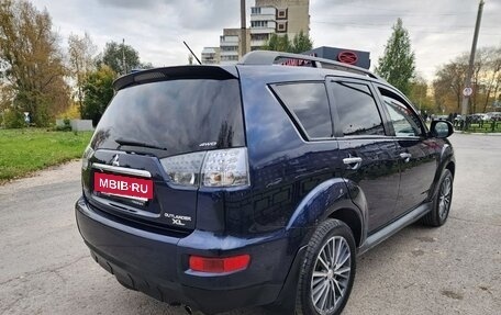 Mitsubishi Outlander III рестайлинг 3, 2011 год, 1 095 000 рублей, 4 фотография