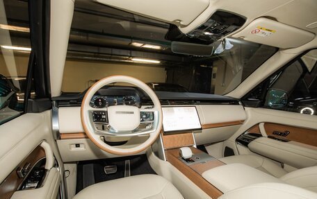 Land Rover Range Rover IV рестайлинг, 2024 год, 30 000 000 рублей, 23 фотография