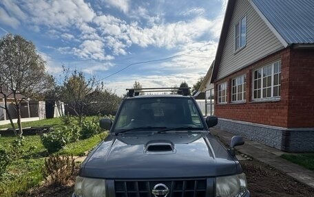 Nissan Kix, 2008 год, 680 000 рублей, 2 фотография