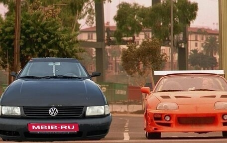 Volkswagen Polo III рестайлинг, 2001 год, 300 000 рублей, 1 фотография