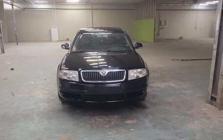 Skoda Superb III рестайлинг, 2007 год, 400 000 рублей, 1 фотография