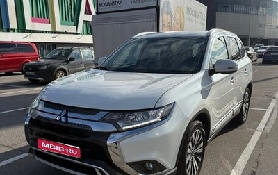 Mitsubishi Outlander III рестайлинг 3, 2019 год, 2 150 000 рублей, 1 фотография