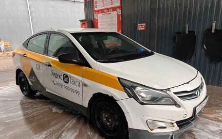 Hyundai Solaris II рестайлинг, 2016 год, 520 000 рублей, 2 фотография
