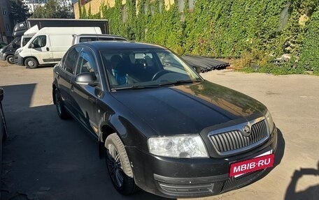 Skoda Superb III рестайлинг, 2007 год, 400 000 рублей, 4 фотография