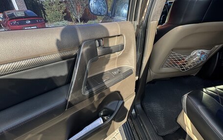 Toyota Land Cruiser 200, 2009 год, 2 600 000 рублей, 9 фотография