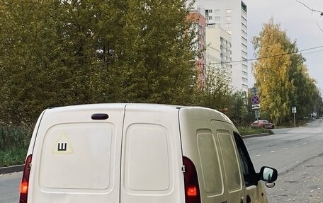 Renault Kangoo II рестайлинг, 2004 год, 150 000 рублей, 6 фотография
