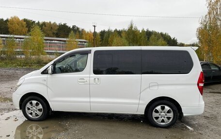 Hyundai Grand Starex Grand Starex I рестайлинг 2, 2014 год, 2 100 000 рублей, 8 фотография