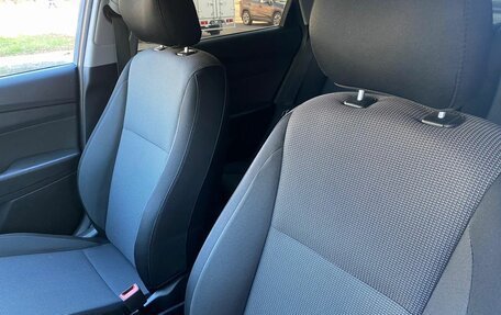 Hyundai Solaris II рестайлинг, 2017 год, 1 149 000 рублей, 14 фотография