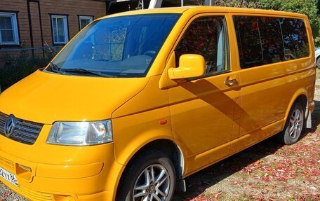 Volkswagen Transporter T5 рестайлинг, 2005 год, 1 350 000 рублей, 2 фотография
