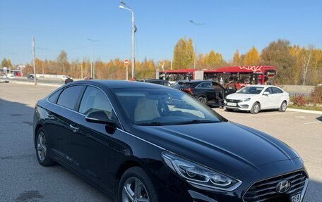 Hyundai Sonata VII, 2019 год, 2 000 000 рублей, 2 фотография