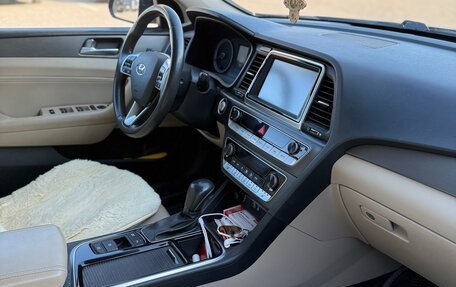 Hyundai Sonata VII, 2019 год, 2 000 000 рублей, 13 фотография