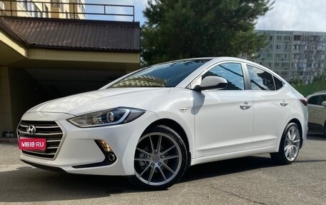 Hyundai Elantra VI рестайлинг, 2018 год, 1 800 000 рублей, 1 фотография