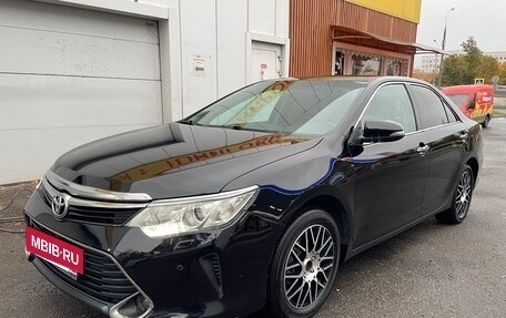 Toyota Camry, 2016 год, 1 570 000 рублей, 3 фотография