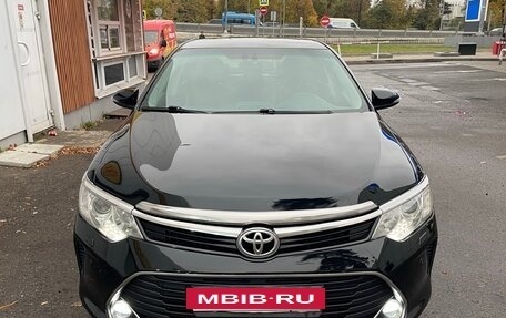 Toyota Camry, 2016 год, 1 570 000 рублей, 2 фотография