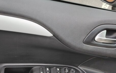 Citroen C4 II рестайлинг, 2015 год, 690 000 рублей, 9 фотография