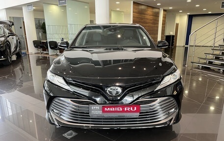 Toyota Camry, 2018 год, 2 675 000 рублей, 6 фотография