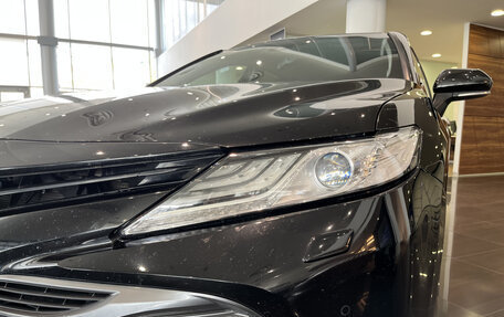 Toyota Camry, 2018 год, 2 675 000 рублей, 21 фотография