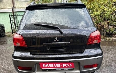Mitsubishi Outlander III рестайлинг 3, 2006 год, 875 000 рублей, 3 фотография