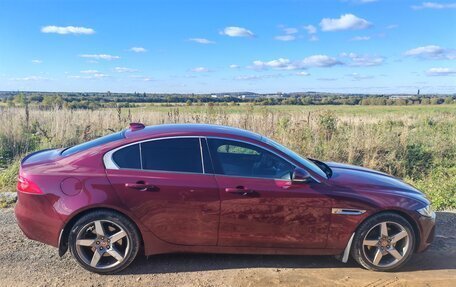 Jaguar XE I рестайлинг, 2016 год, 1 730 000 рублей, 5 фотография