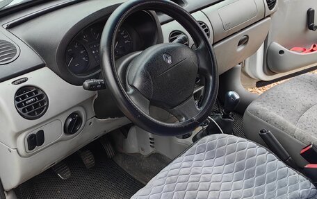 Renault Kangoo II рестайлинг, 2004 год, 250 000 рублей, 5 фотография