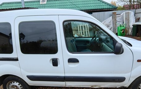 Renault Kangoo II рестайлинг, 2004 год, 250 000 рублей, 14 фотография