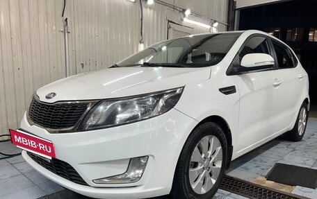 KIA Rio III рестайлинг, 2015 год, 1 050 000 рублей, 4 фотография
