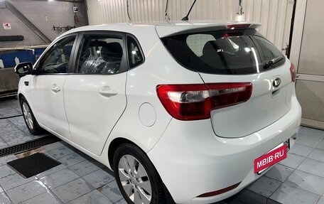 KIA Rio III рестайлинг, 2015 год, 1 050 000 рублей, 6 фотография