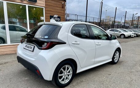 Toyota Yaris, 2020 год, 1 249 000 рублей, 10 фотография