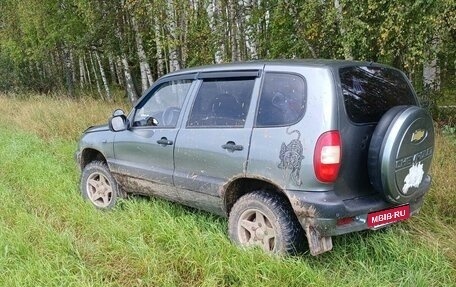 Chevrolet Niva I рестайлинг, 2005 год, 400 000 рублей, 3 фотография
