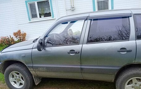 Chevrolet Niva I рестайлинг, 2005 год, 400 000 рублей, 8 фотография