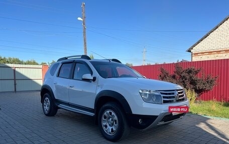 Renault Duster I рестайлинг, 2012 год, 968 000 рублей, 2 фотография