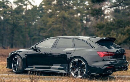 Audi RS 6, 2024 год, 24 000 000 рублей, 8 фотография