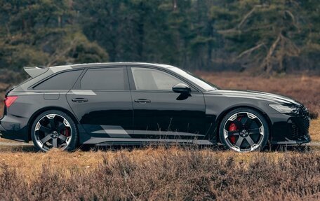 Audi RS 6, 2024 год, 24 000 000 рублей, 5 фотография