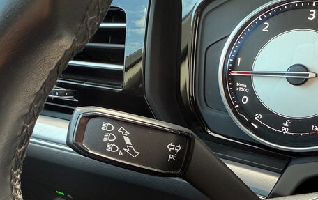 Volkswagen Touareg III, 2020 год, 4 840 000 рублей, 11 фотография