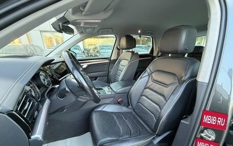 Volkswagen Touareg III, 2020 год, 4 840 000 рублей, 6 фотография