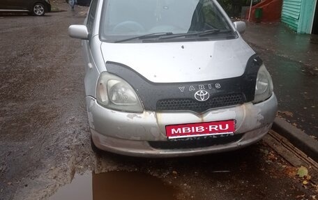 Toyota Vitz, 1999 год, 180 000 рублей, 1 фотография