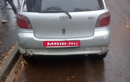 Toyota Vitz, 1999 год, 180 000 рублей, 3 фотография