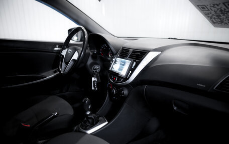 Hyundai Solaris II рестайлинг, 2011 год, 699 000 рублей, 16 фотография