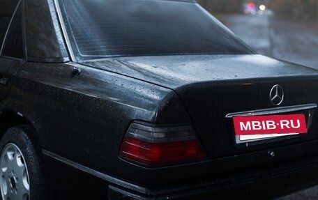 Mercedes-Benz E-Класс, 1994 год, 700 000 рублей, 14 фотография
