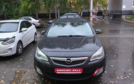 Opel Astra J, 2010 год, 720 000 рублей, 9 фотография