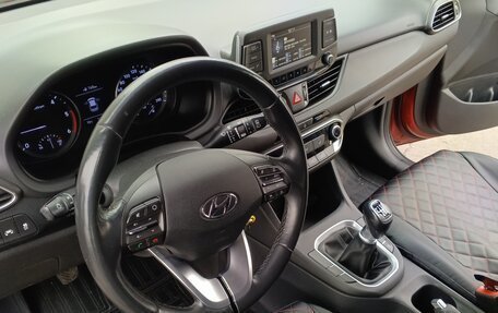 Hyundai i30 III, 2018 год, 1 500 000 рублей, 10 фотография